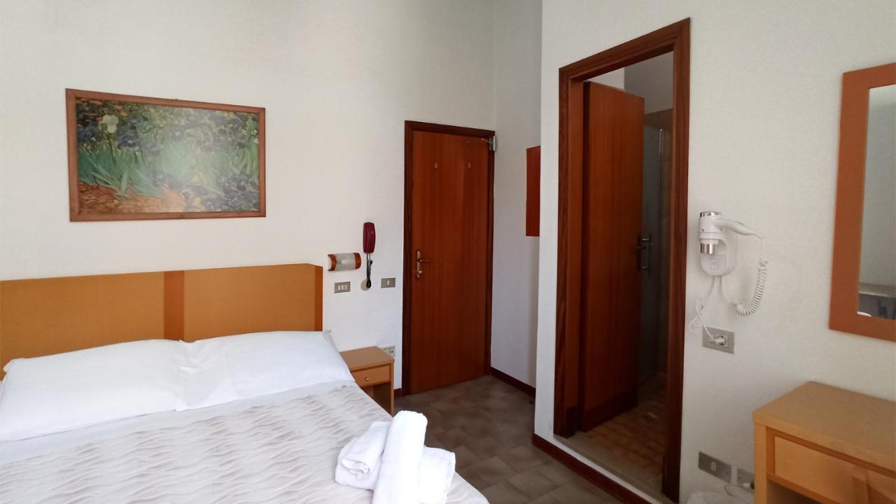 Hotel La Caravella Bellaria-Igea Marina Eksteriør billede