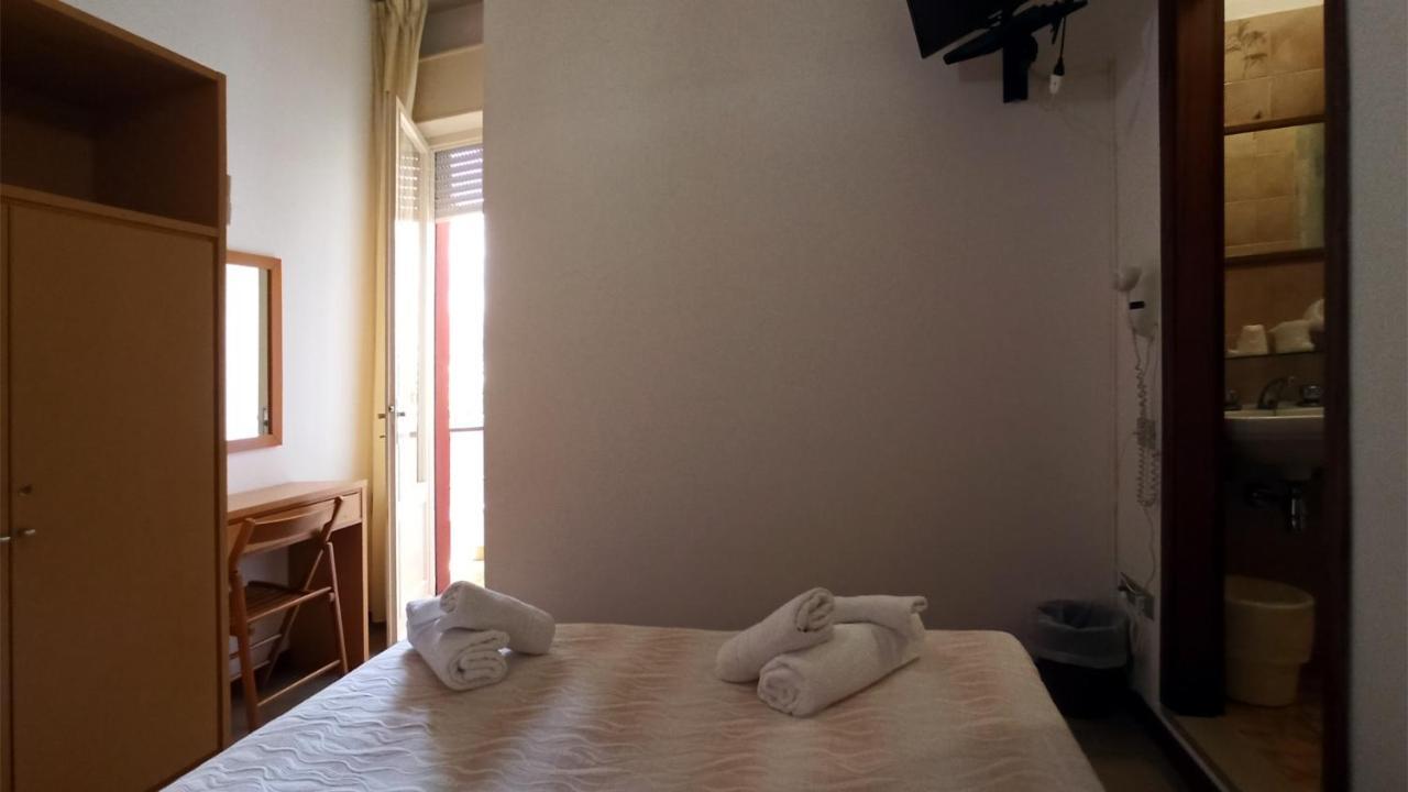 Hotel La Caravella Bellaria-Igea Marina Eksteriør billede