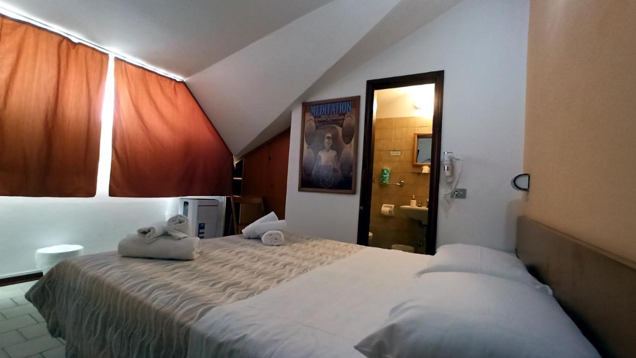 Hotel La Caravella Bellaria-Igea Marina Eksteriør billede