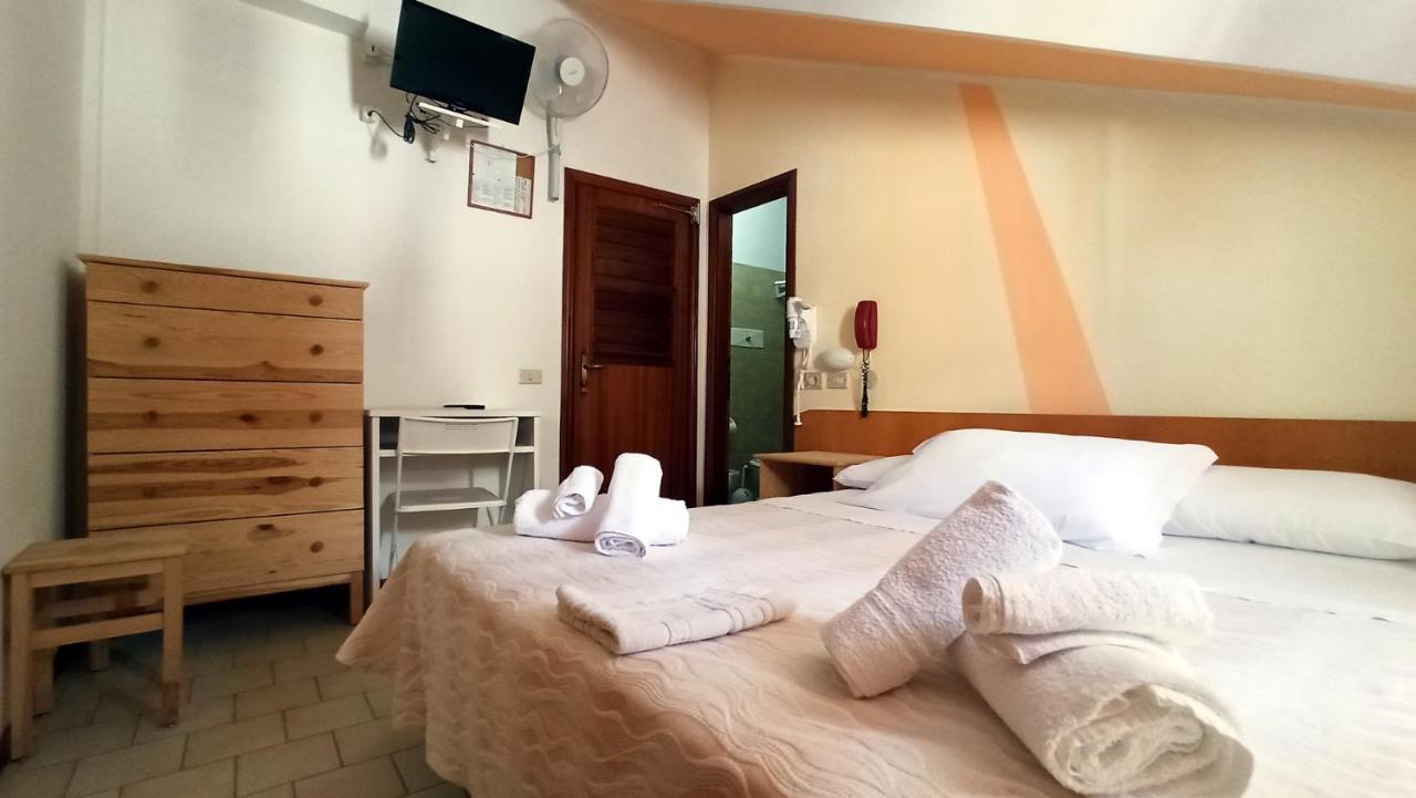 Hotel La Caravella Bellaria-Igea Marina Eksteriør billede